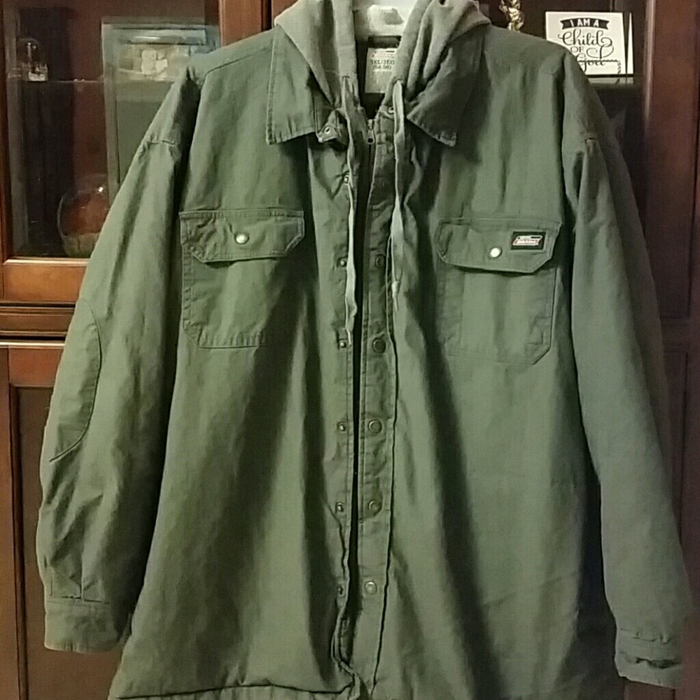 **SOLD**Men's Dickies Jacket with Hood